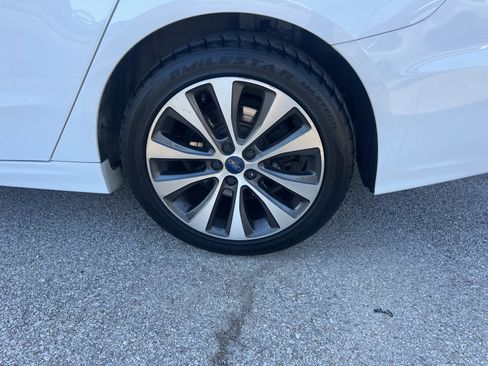 Used 2019 Ford Fusion SE image 8