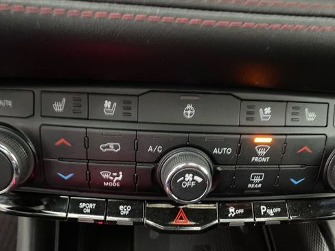 Used 2022 Dodge Durango R/T w/ Blacktop Package AWD/4WD image 14