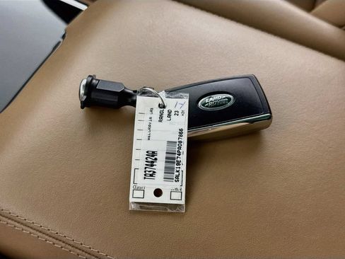 Used 2023 Land Rover Range Rover Autobiography AWD/4WD image 17