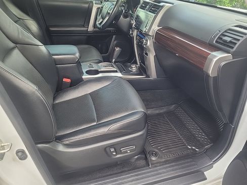 Used 2024 Toyota 4Runner Limited AWD/4WD image 13