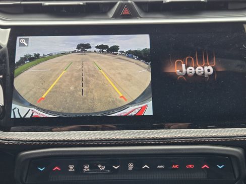 New 2026 Jeep Cherokee Limited AWD/4WD image 22