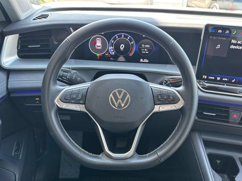 Used 2026 Volkswagen Tiguan SE FWD image 29