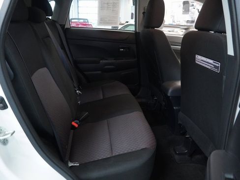 Used 2017 Mitsubishi Outlander Sport ES image 27