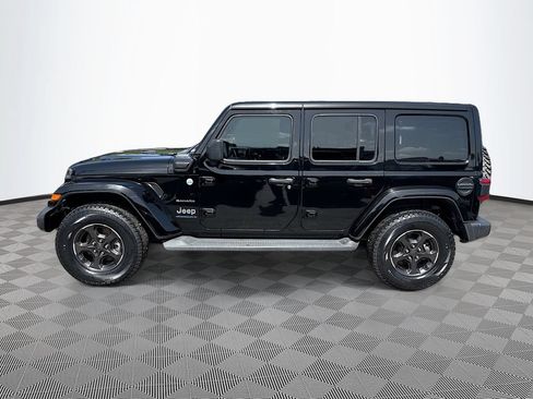 Used 2023 Jeep Wrangler Unlimited Sahara w/ Cold Weather Group AWD/4WD image 9