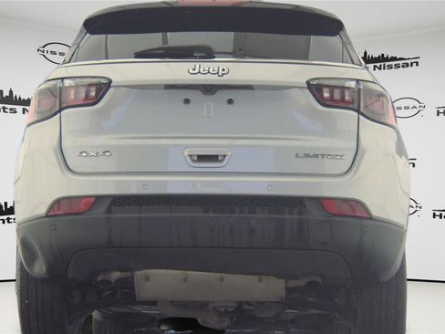 Used 2025 Jeep Compass Limited AWD/4WD image 19