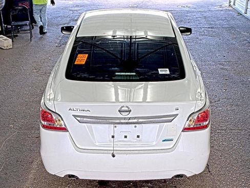 Used 2014 Nissan Altima 2.5 S FWD image 4