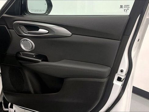 Used 2024 Alfa Romeo Tonale Veloce image 19