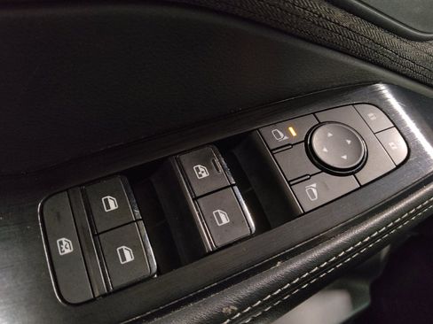Used 2022 Nissan Rogue SV FWD image 27