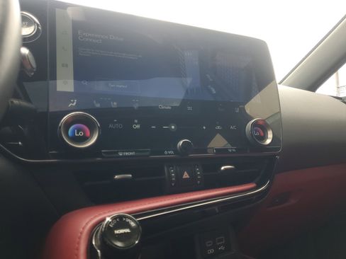 Used 2024 Lexus NX 250 FWD w/ Cold Area Package image 28