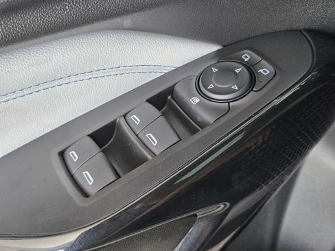 New 2026 Chevrolet Trax LT FWD image 25