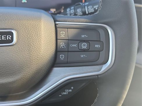 New 2026 Jeep Grand Wagoneer Limited image 22