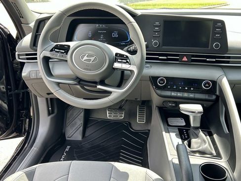 New 2026 Hyundai Elantra Sport FWD image 20