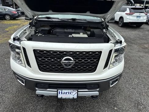 Used 2019 Nissan Titan PRO-4X w/ Pro-4x Convenience Package AWD/4WD image 53