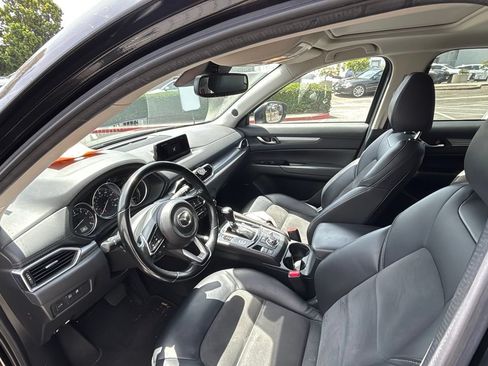 Used 2018 MAZDA CX-5 Touring w/ Preferred Equipment Package FWD image 5