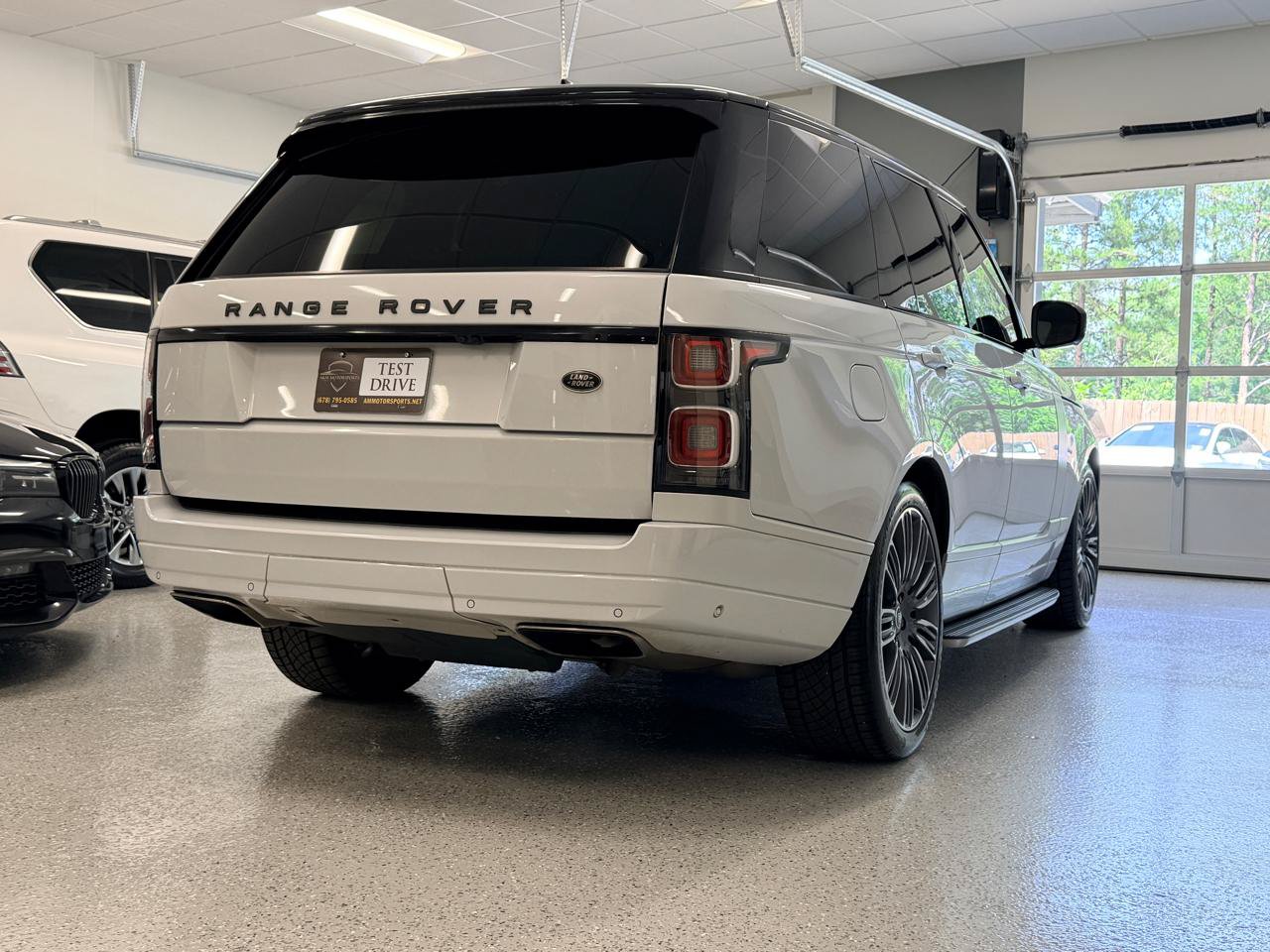 Used 2019 Land Rover Range Rover HSE AWD/4WD image 8