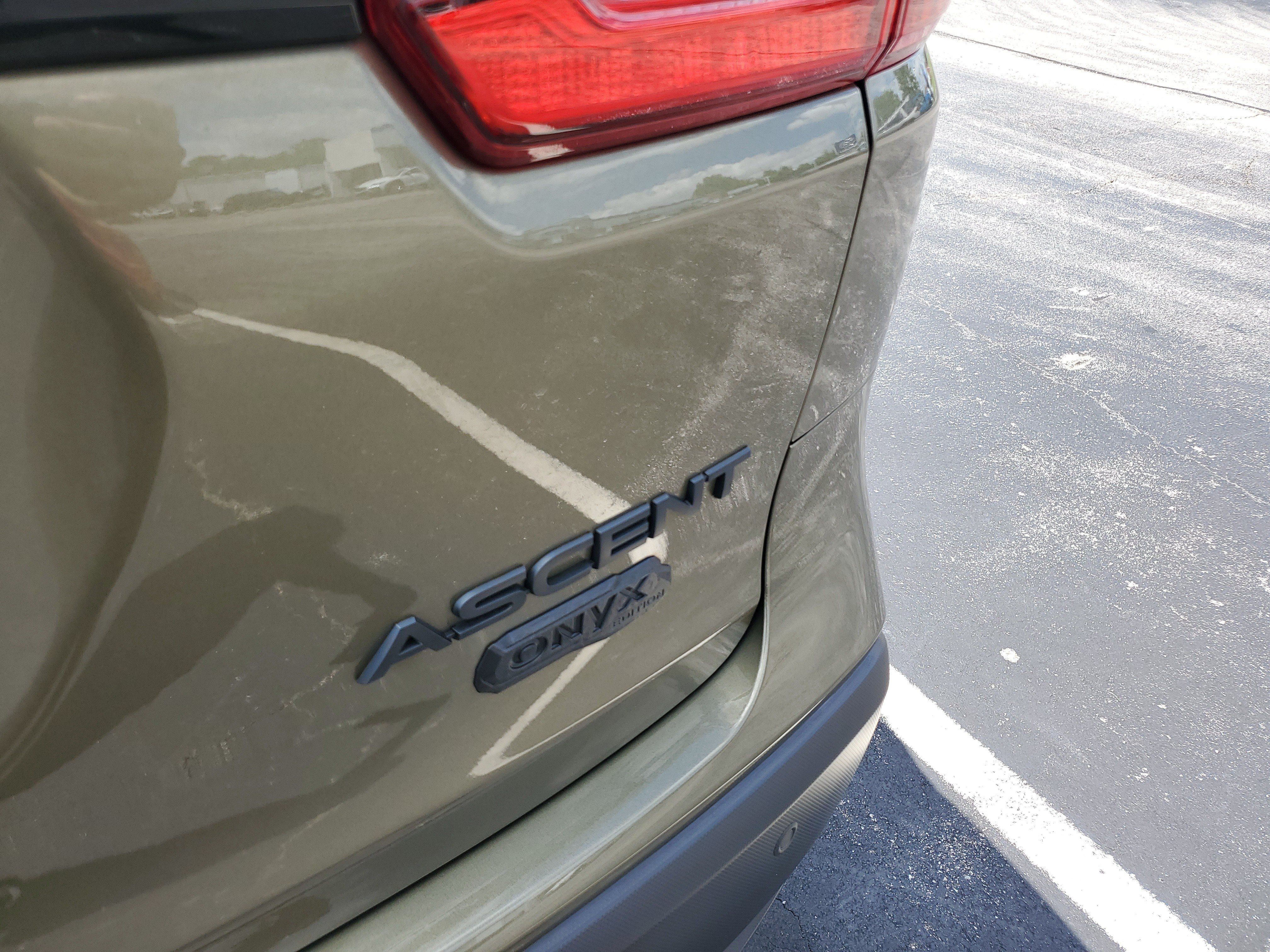 Used 2023 Subaru Ascent Onyx Edition AWD/4WD image 7