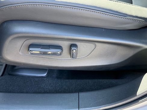 Certified 2025 Acura ADX AWD image 30