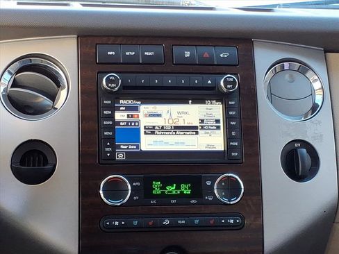 Used 2014 Ford Expedition EL XLT w/ Equipment Group 202A image 6