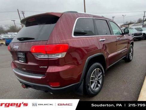 Used 2017 Jeep Grand Cherokee Limited w/ Trailer Tow Group IV image 10
