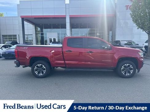 Used 2021 Chevrolet Colorado Z71 AWD/4WD image 4
