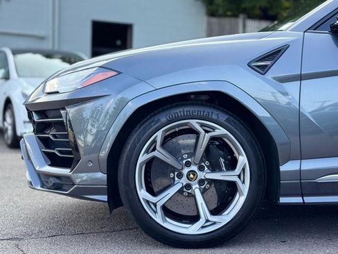 Used 2019 Lamborghini Urus AWD/4WD image 11