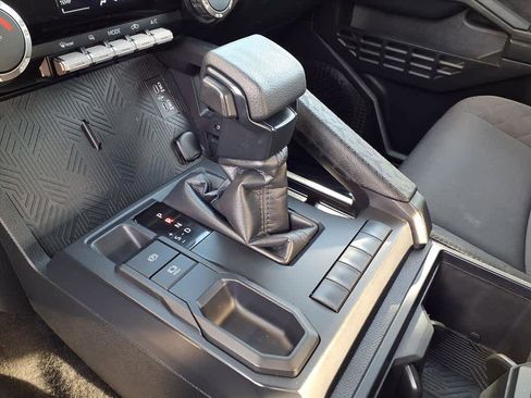 Used 2024 Toyota Tacoma SR image 23