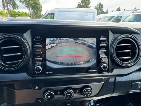 Used 2022 Toyota Tacoma SR RWD image 16