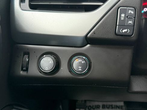 Used 2019 Chevrolet Tahoe LT AWD/4WD image 26