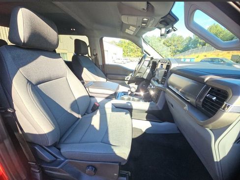 Used 2024 Ford F150 Lightning XLT image 12