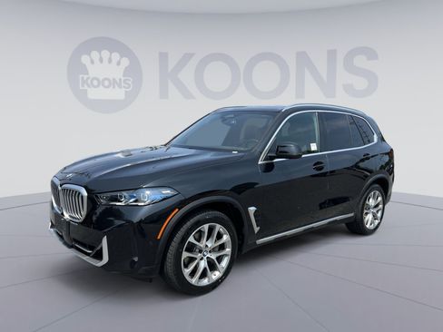 Used 2024 BMW X5 xDrive40i w/ Premium Package AWD/4WD image 1