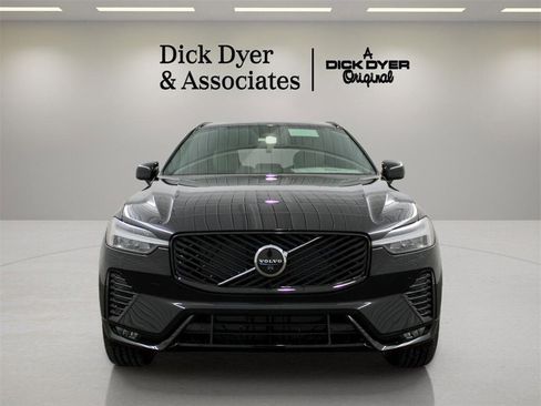 New 2026 Volvo XC60 B5 Plus w/ Protection Package Premier image 8