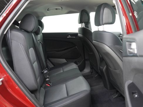 Used 2018 Hyundai Tucson SE w/ Cargo Package AWD/4WD image 12