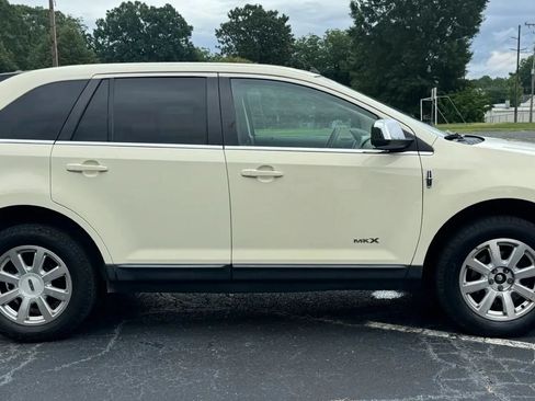 Used 2008 Lincoln MKX 2WD image 9