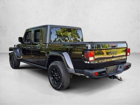 Used 2023 Jeep Gladiator Sport AWD/4WD image 8