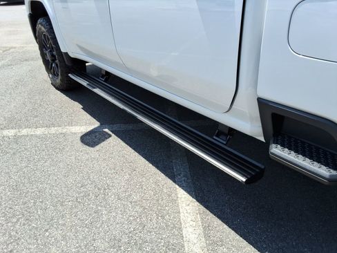 Used 2025 GMC Sierra 2500 Denali Ultimate AWD/4WD image 12