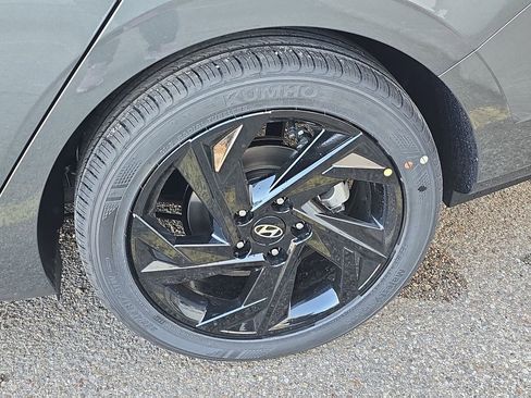 New 2026 Hyundai Elantra Sport w/ Cargo Package image 30