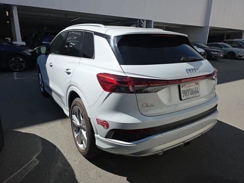 Used 2023 Audi Q4 e-tron Premium Plus w/ Premium Plus AWD/4WD image 4