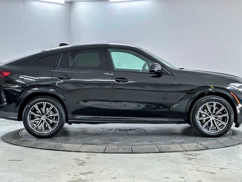 Used 2023 BMW X6 xDrive40i w/ M Sport Package image 8