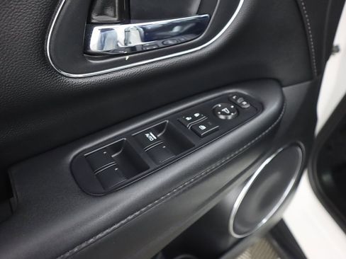 Used 2022 Honda HR-V EX-L image 37