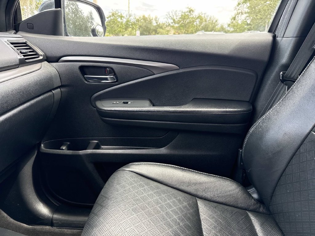 Used 2019 Honda Passport EX-L image 30