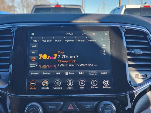 Certified 2020 Jeep Grand Cherokee Altitude image 9