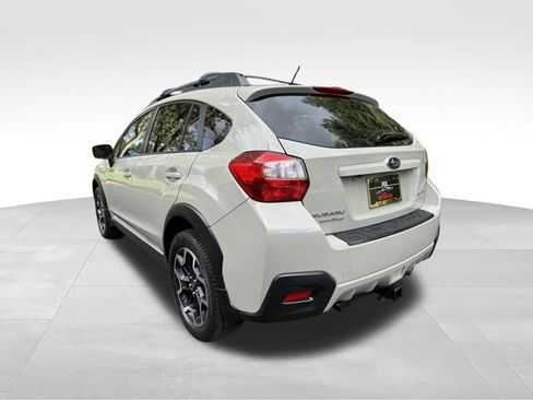 Used 2017 Subaru Crosstrek 2.0i Premium w/ Popular Package #2 AWD/4WD image 3
