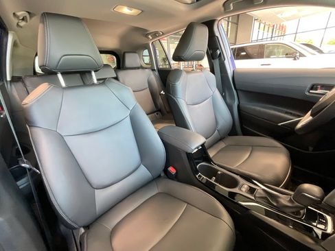 Certified 2023 Toyota Corolla Cross XLE w/ Convenience Package AWD/4WD image 18
