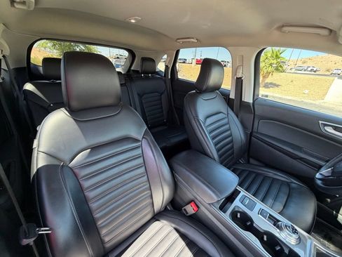 Used 2024 Ford Edge SEL AWD/4WD image 16