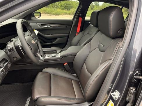 New 2026 Cadillac CT5 V RWD image 21