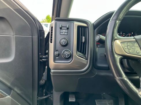 Used 2016 GMC Sierra 1500 Denali w/ Enhanced Driver Alert Package AWD/4WD image 22
