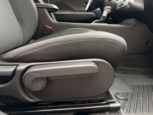 New 2026 Hyundai Kona SE image 27