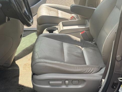 Used 2015 Honda Odyssey Touring Elite image 24