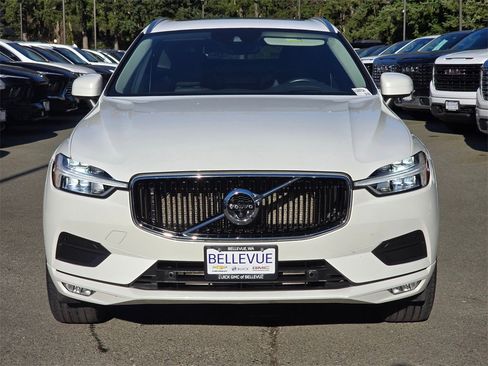 Used 2021 Volvo XC60 T5 Momentum w/ Advanced Package image 42