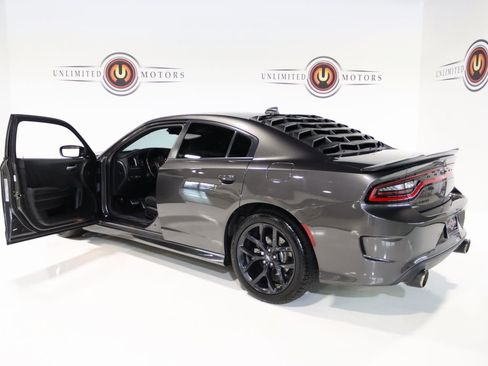 Used 2022 Dodge Charger R/T w/ Blacktop Package image 13
